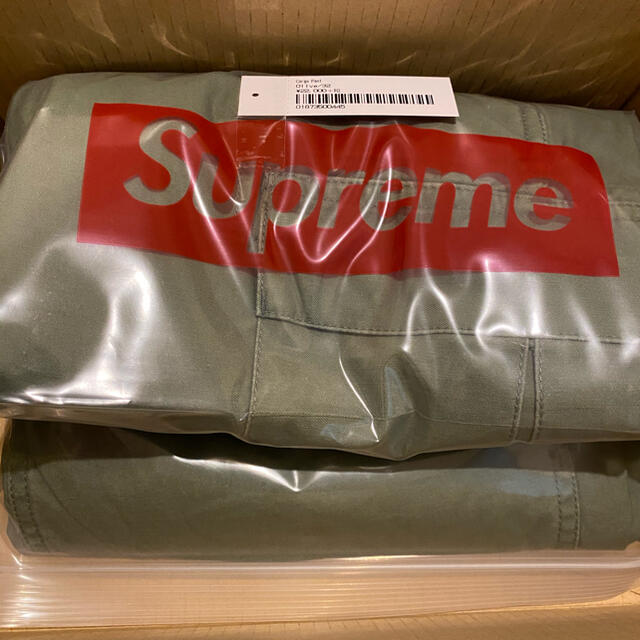 Supreme(シュプリーム)のSupreme Cargo Pant シュプリーム カーゴパンツ　mサイズ メンズのパンツ(ワークパンツ/カーゴパンツ)の商品写真