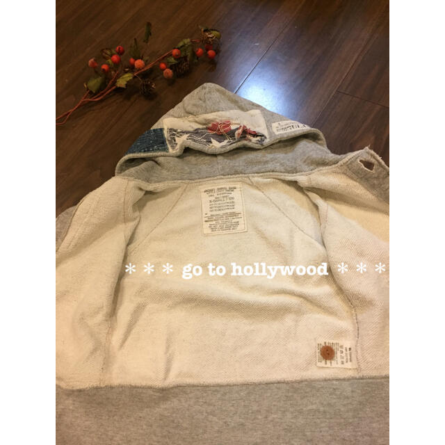 GO TO HOLLYWOOD(ゴートゥーハリウッド)のgo to hollywood ゴートゥーハリウッド ビンテージボタン パーカー キッズ/ベビー/マタニティのキッズ服男の子用(90cm~)(ジャケット/上着)の商品写真