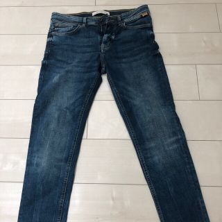 ザラ(ZARA)のZARA スキニー デニムパンツ　EUR38(デニム/ジーンズ)