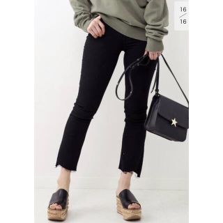 ドゥーズィエムクラス(DEUXIEME CLASSE)の美品 MOTHER BLACK INSIDER CROP 26(デニム/ジーンズ)