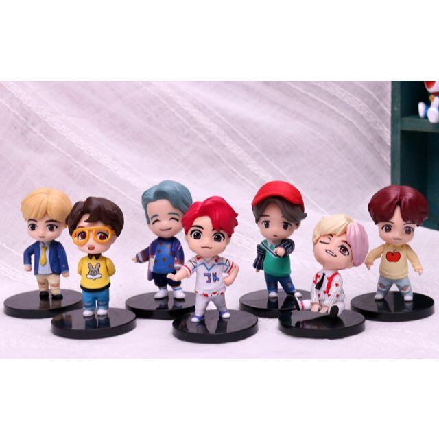 激安価格！とってもかわいい！BTS 防弾少年団のミニフィギア♪ エンタメ/ホビーのタレントグッズ(アイドルグッズ)の商品写真