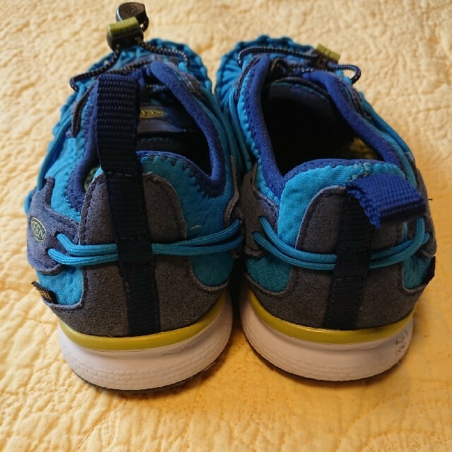 KEEN(キーン)のkeen キーン　サンダル　22㌢ キッズ/ベビー/マタニティのキッズ靴/シューズ(15cm~)(サンダル)の商品写真