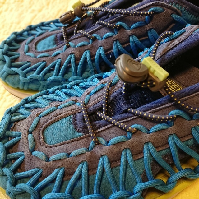 KEEN(キーン)のkeen キーン　サンダル　22㌢ キッズ/ベビー/マタニティのキッズ靴/シューズ(15cm~)(サンダル)の商品写真