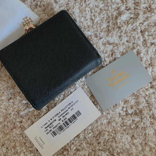 Vivienne Westwood(ヴィヴィアンウエストウッド)の【新品・即発送】Vivienne Westwood 二つ折り がま口財布 黒 レディースのファッション小物(財布)の商品写真