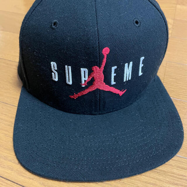 Supreme(シュプリーム)のSUPREME JORDAN CAP SNAPBACK キャップ メンズの帽子(キャップ)の商品写真