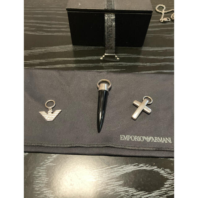 Emporio Armani(エンポリオアルマーニ)の田中様専用　箱なしエンポリオアルマーニ　 メンズのアクセサリー(ネックレス)の商品写真