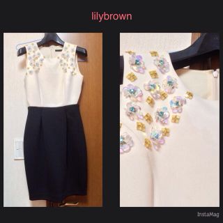 リリーブラウン(Lily Brown)のlilybrown  ビジューワンピース(ひざ丈ワンピース)