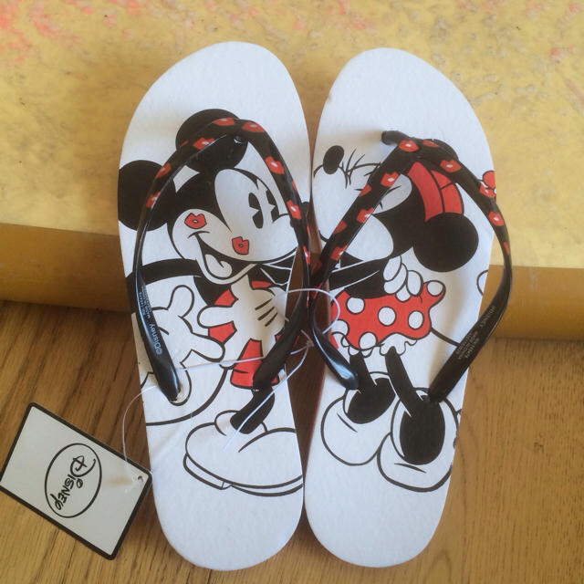 Disney(ディズニー)のPRIMARK♡ミッキー&ミニービーサン レディースの靴/シューズ(ビーチサンダル)の商品写真