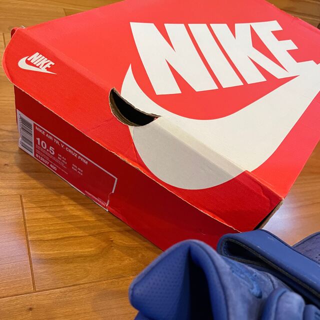 NIKE(ナイキ)の新品 28.5cm Air TR. V CRUZ PRM 海外限定 メンズの靴/シューズ(スニーカー)の商品写真