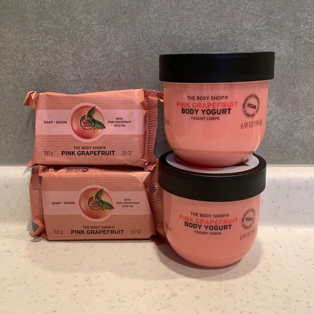 THE BODY SHOP(ザボディショップ)のTHE BODY SHOP ピンクグレープフルーツ ソープ ボディヨーグルト コスメ/美容のボディケア(ボディクリーム)の商品写真