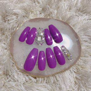 ビジュー♡ネオン♡ネイルチップ ハンドメイドのアクセサリー(ネイルチップ)の商品写真