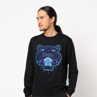 ケンゾー(KENZO)の【新品未使用】KENZO 人気　刺繍トレーナー　クリスマス限定モデル　サイズL(スウェット)