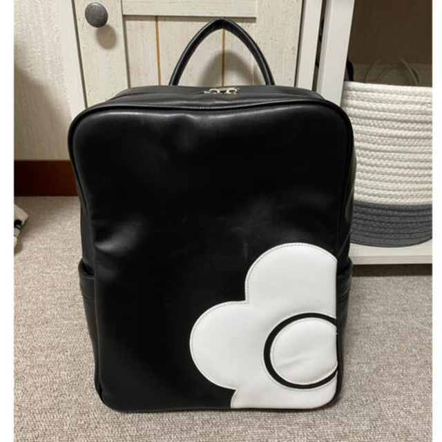 MARY QUANT(マリークワント)のMARY QUANT デイジースクエアリュック レディースのバッグ(リュック/バックパック)の商品写真