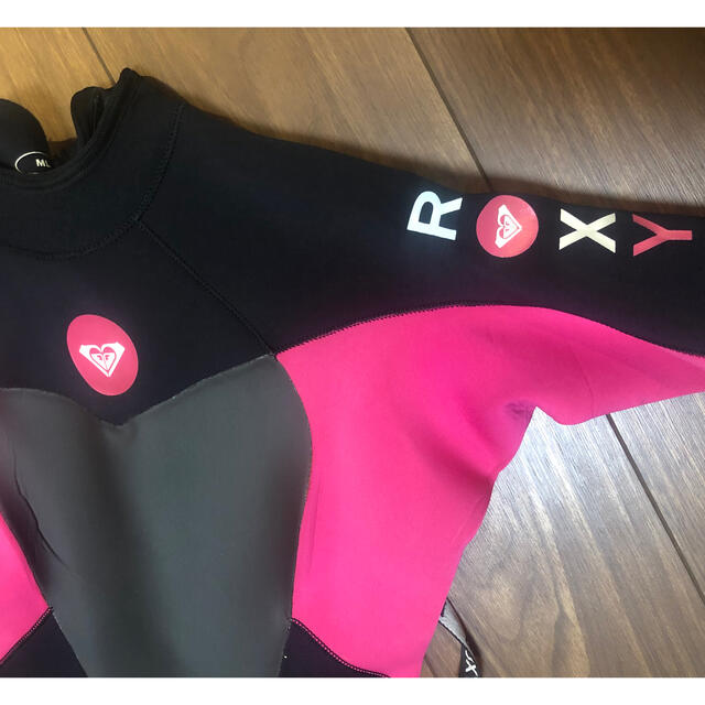 Roxy(ロキシー)のROXY ロキシー　ウェットスーツ　レディース スポーツ/アウトドアのスポーツ/アウトドア その他(サーフィン)の商品写真