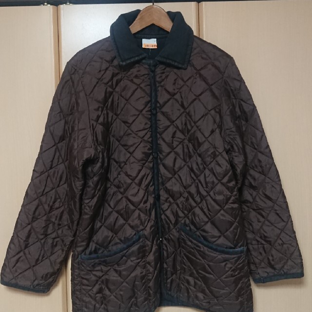 LAVENHAM(ラベンハム)のLAVENHAM キルティング 茶 黒 リバーシブル マッキントッシュ ラベンハ メンズのジャケット/アウター(ナイロンジャケット)の商品写真