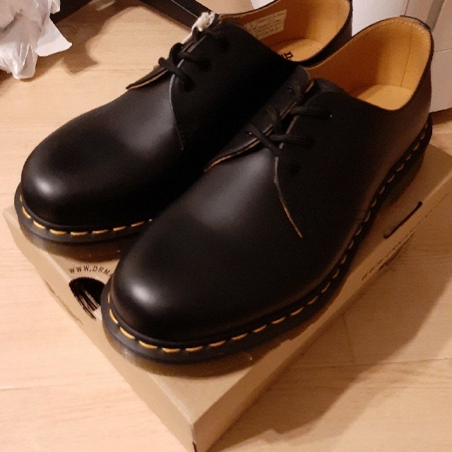 サイズ【週末値引き】UK4 3ホール Dr. Martens ドクターマーチンブーツ