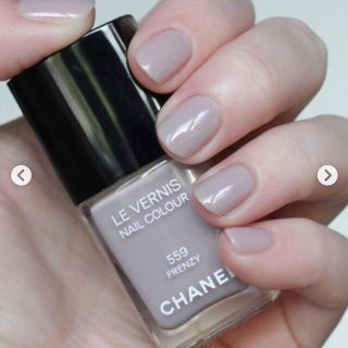 シャネル(CHANEL)の【人気色】シャネル　ヴェルニ　559 フレンジー(マニキュア)