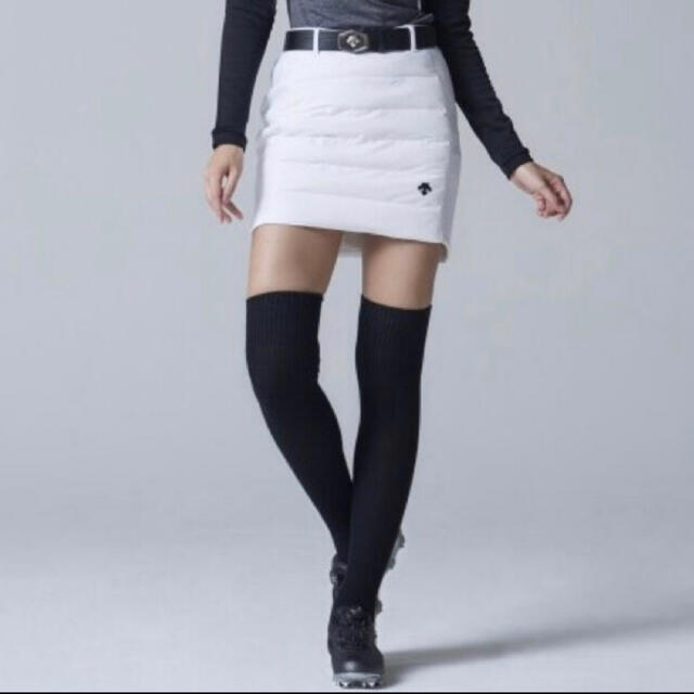 XSサイズ☆DESCENTE GOLF 韓国☆ ダウンスカートのサムネイル