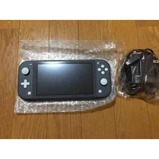 ニンテンドースイッチ(Nintendo Switch)のニンテンドースイッチライト グレー 美品(携帯用ゲーム機本体)