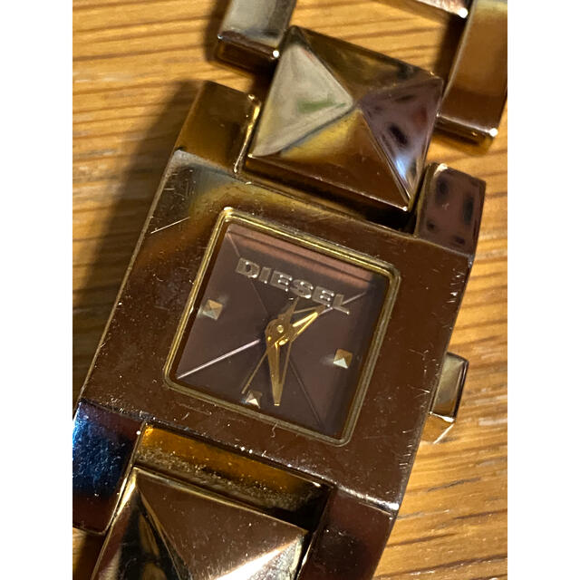 DIESEL(ディーゼル)のスタッズ時計 レディースのファッション小物(腕時計)の商品写真