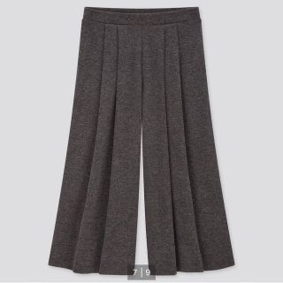 ユニクロ(UNIQLO)のFn様専用✨新品　ユニクロ ライトポンチクロップドフレアパンツ S UNIQLO(クロップドパンツ)