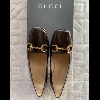 グッチ(Gucci)のGUCCI(ローファー/革靴)