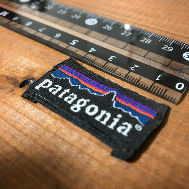 patagonia(パタゴニア)のPatagonia タグ　ワッペン　正規品 ハンドメイドの素材/材料(各種パーツ)の商品写真