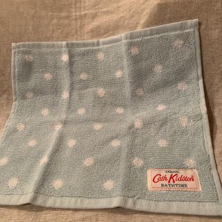 キャスキッドソン(Cath Kidston)のCath Kidston タオルハンカチ　水玉ドット柄　薄水色(ハンカチ)