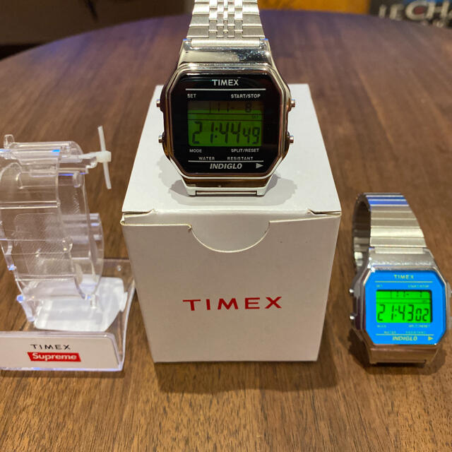 Supreme Supreme Timex Digital Watch シルバー 2セットの通販 by いつき's shop｜シュプリームならラクマ