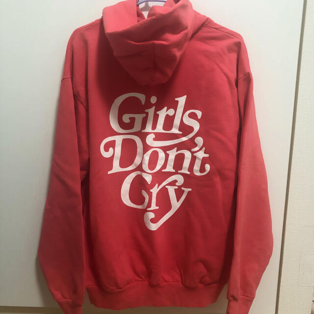 Girls Don't Cry 正規品　タグ付き　パーカー　未着用