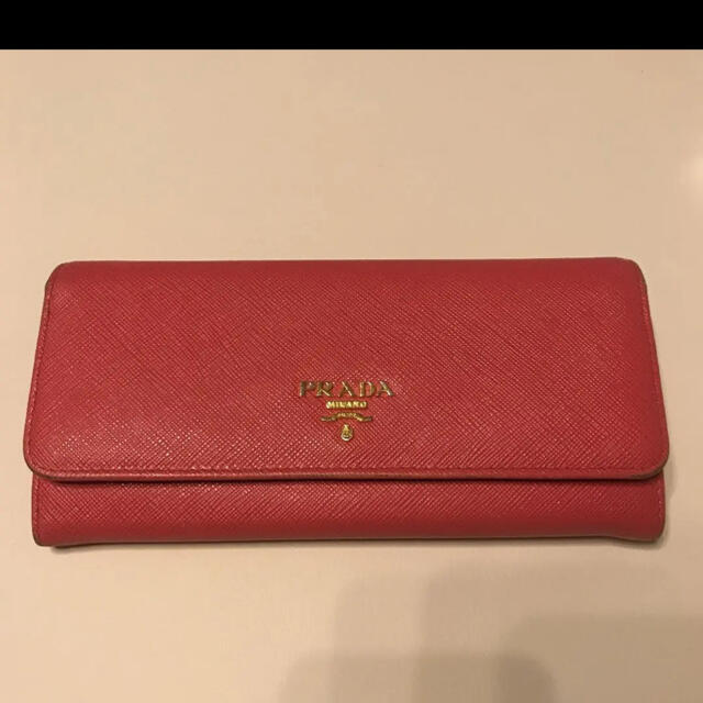 PRADA 長財布