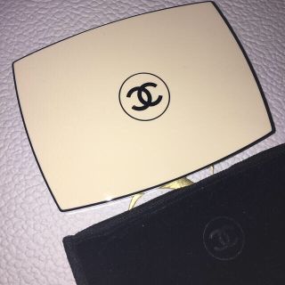 シャネル(CHANEL)の限定　おまけ付き美品　CHANEL レベージュパレット　ナチュレル　アイシャドウ(アイシャドウ)