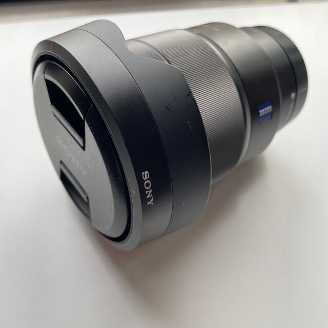 SONY(ソニー)のSony 16-35mm Vario-Tessar T* FE F4 ZA  スマホ/家電/カメラのカメラ(レンズ(ズーム))の商品写真