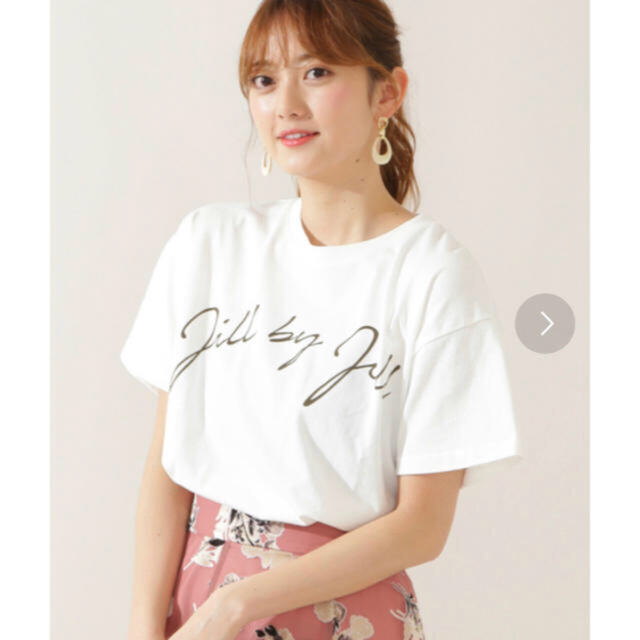 JILL by JILLSTUART(ジルバイジルスチュアート)のロゴTシャツ メンズのトップス(Tシャツ/カットソー(半袖/袖なし))の商品写真