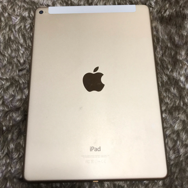 iPad Ari2  au cellular   美品　アイパッド　値下げ