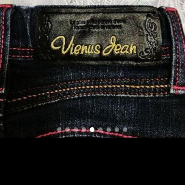 Levi's(リーバイス)のSOMETHING VienusJean ポケットの刺繍がとてもおしゃれ110 キッズ/ベビー/マタニティのキッズ服女の子用(90cm~)(パンツ/スパッツ)の商品写真