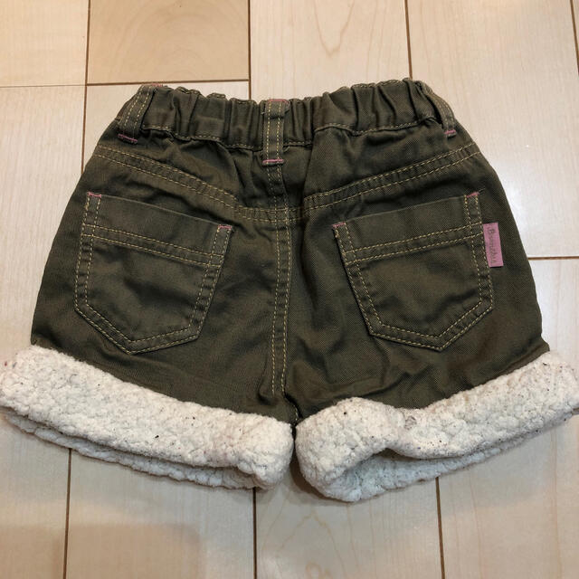 Branshes(ブランシェス)のブランシェス☆カーキのショートパンツ　秋冬　サイズ90 キッズ/ベビー/マタニティのキッズ服女の子用(90cm~)(パンツ/スパッツ)の商品写真