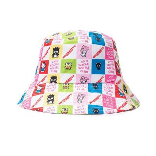 アンチ(ANTI)のHello Kitty and Friends ASSC Bucket Cap(キャップ)