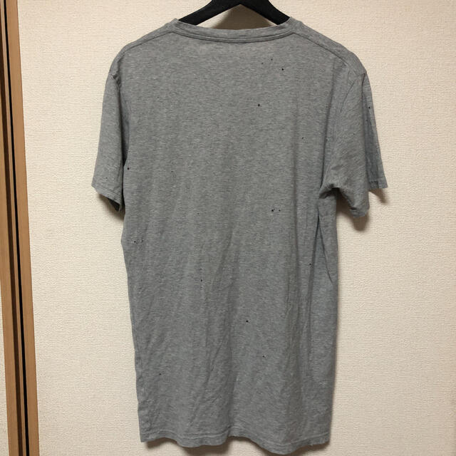 BALMAIN(バルマン)のバルマン　ダメージ　Tシャツ メンズのトップス(Tシャツ/カットソー(半袖/袖なし))の商品写真