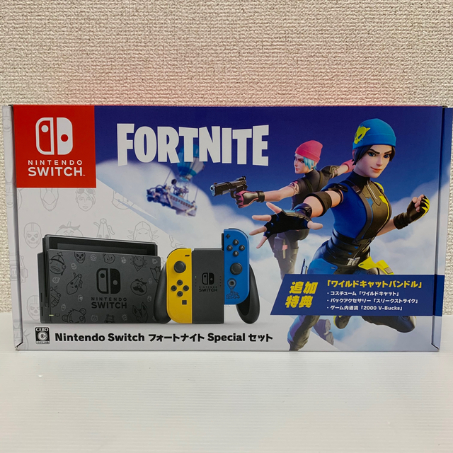 Nintendo Switch(ニンテンドースイッチ)の店舗印有　 Switch フォートナイト スイッチ セット Fortnite エンタメ/ホビーのゲームソフト/ゲーム機本体(家庭用ゲーム機本体)の商品写真