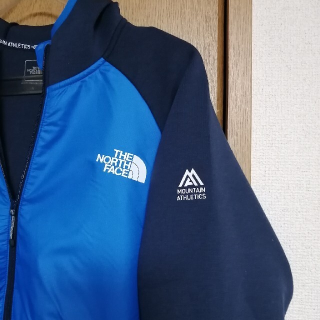 THE NORTH FACE(ザノースフェイス)のノースフェイス　パーカー メンズのトップス(パーカー)の商品写真