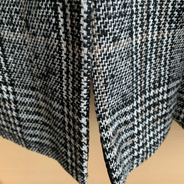 チェック柄（黒×白）のロングコート サイズXXL 新品未使用！ レディースのジャケット/アウター(ロングコート)の商品写真