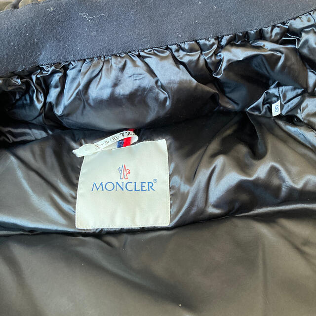 正規店購入　MONCLER ダウンジャケット  00