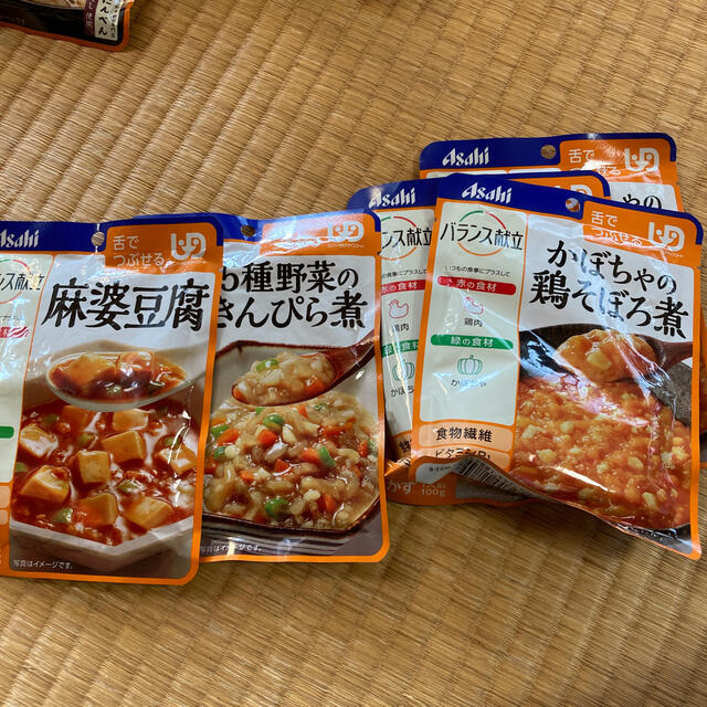 アサヒ(アサヒ)の介護食セット　区分　舌でつぶせる　１１個 食品/飲料/酒の加工食品(レトルト食品)の商品写真