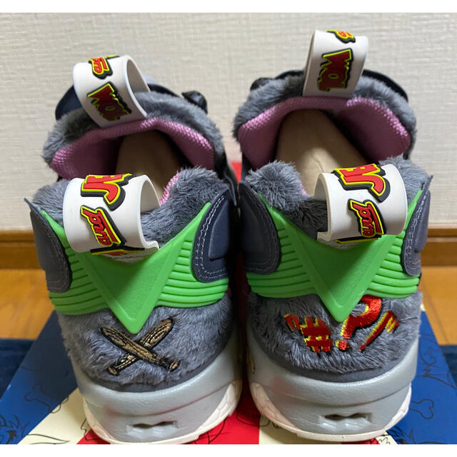 Reebok(リーボック)のReebok Instapump Fury tom & jerry メンズの靴/シューズ(スニーカー)の商品写真