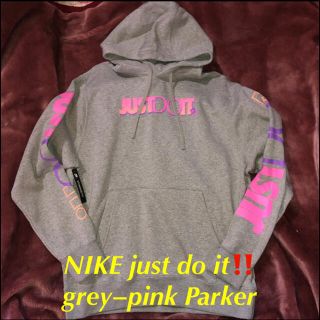 ナイキ(NIKE)の昨年人気のjust do it‼️パーカー グレーpink XL★裏起毛‼️(パーカー)