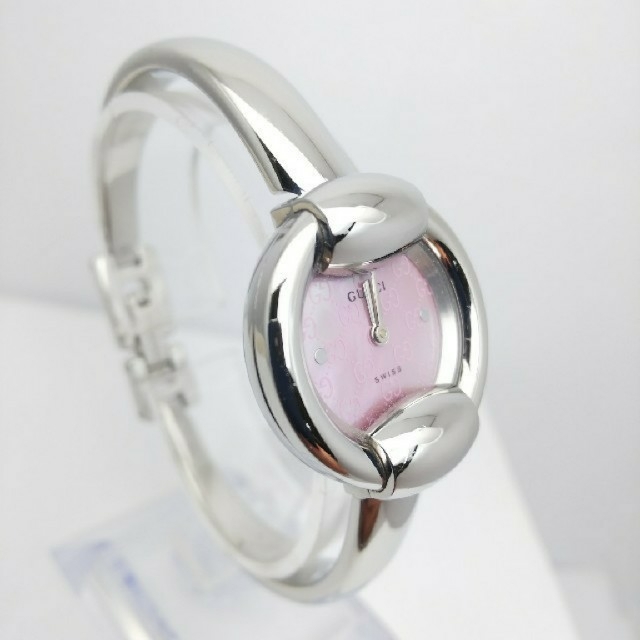 Gucci 稼働中 ピンク t147の通販 by ティファ's shop｜グッチならラクマ - GUCCI 腕時計 1400L 在庫新品