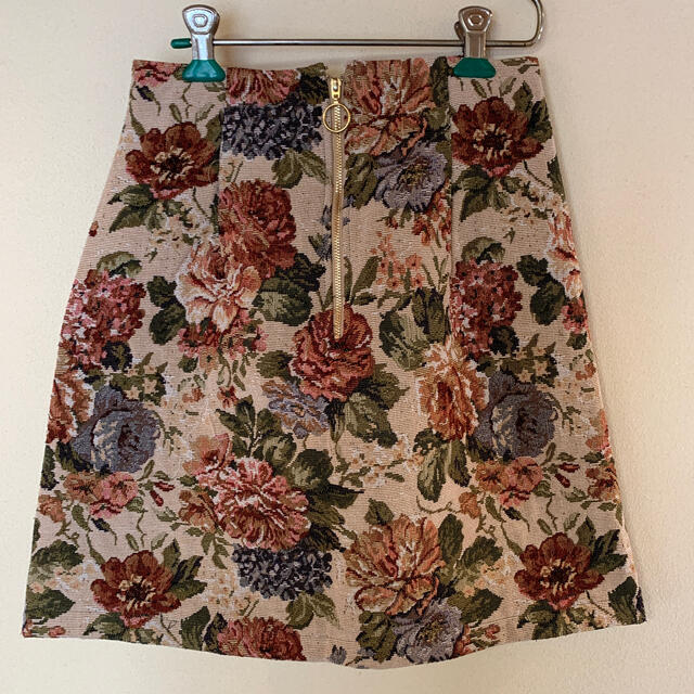 archives(アルシーヴ)のarchives ゴブラン柄 ミニスカート レディースのスカート(ミニスカート)の商品写真