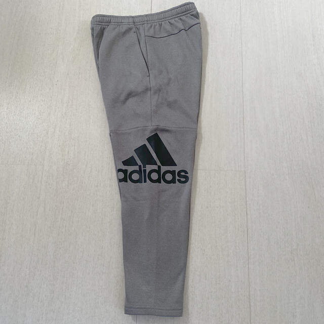 adidas(アディダス)のアディダス　スウェットパンツ140cm キッズ/ベビー/マタニティのキッズ服男の子用(90cm~)(パンツ/スパッツ)の商品写真