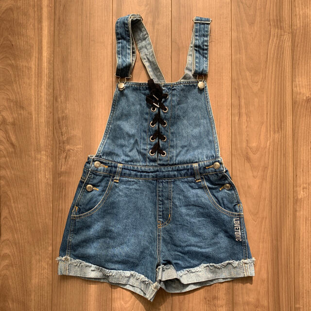 lovetoxic(ラブトキシック)のLOVETOXIC サロペット キッズ/ベビー/マタニティのキッズ服女の子用(90cm~)(パンツ/スパッツ)の商品写真